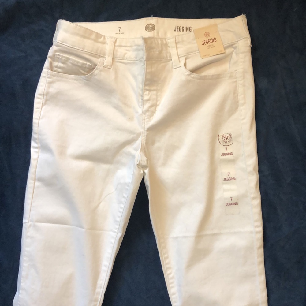 NWT SO Stretch Low Rise White Jegging Sz7 29.5 inseam - Picture 4 of 7